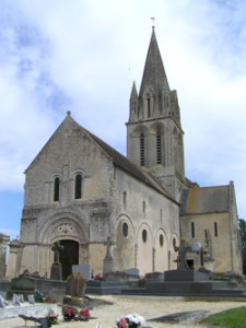 Eglise Saint Pierre de Tour en Bessin- Vue d'ensemble